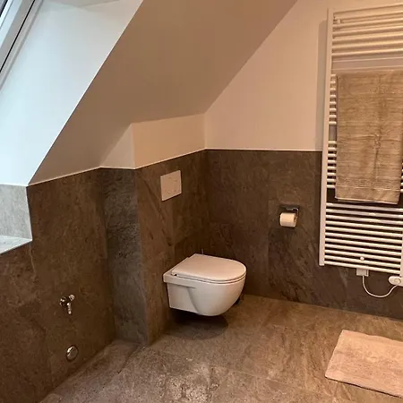 Hof Dueker, 2 Komfort Dz, Design Bad * Gutersloh